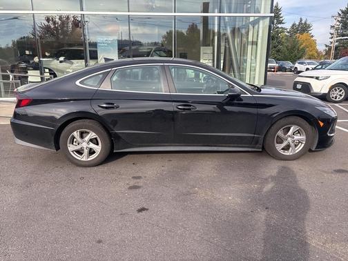 2023 Hyundai SONATA SE