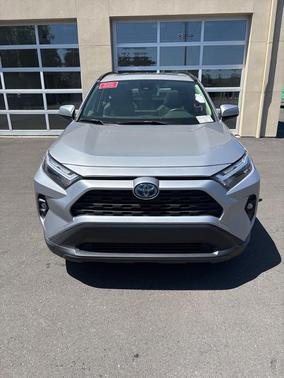 2022 Toyota RAV4 Hybrid XLE Premium
