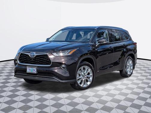 2022 Toyota Highlander Hybrid Limited