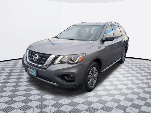 2020 Nissan Pathfinder S