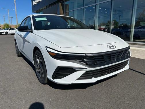 2025 Hyundai ELANTRA HEV SEL Sport