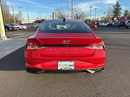 2021 Hyundai ELANTRA SEL