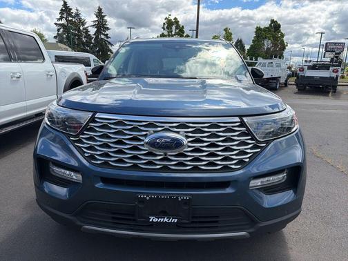 Blue Metallic 2020 Ford Explorer Platinum