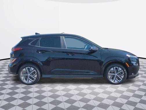 Ultra Black 2023 Hyundai KONA EV SE