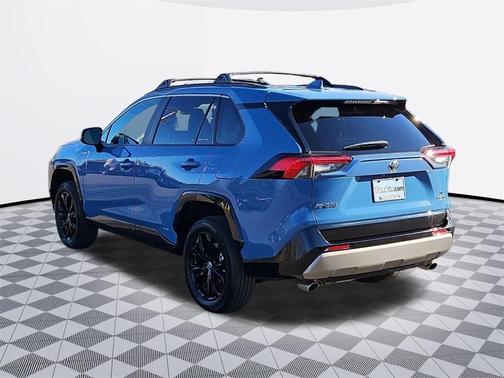 2023 Toyota RAV4 Hybrid SE