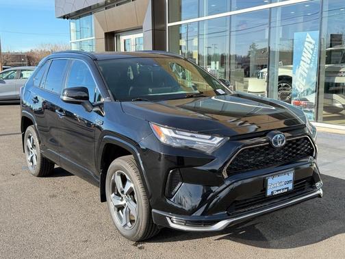 2024 Toyota RAV4 Prime SE