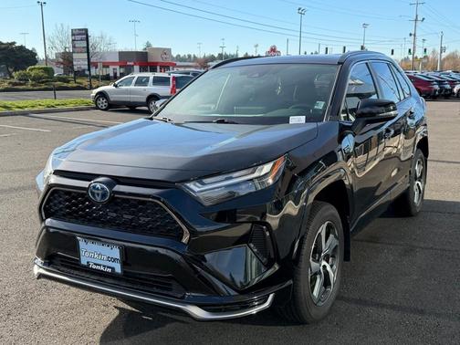 2024 Toyota RAV4 Prime SE