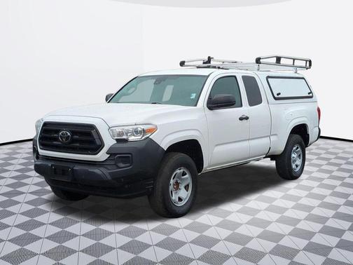 White 2022 Toyota Tacoma SR