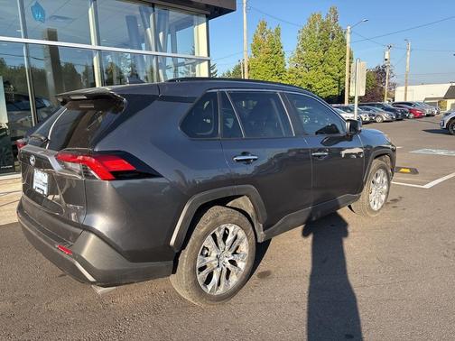 2019 Toyota RAV4 Limited