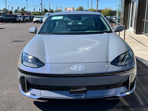 2025 Hyundai IONIQ 6 SEL