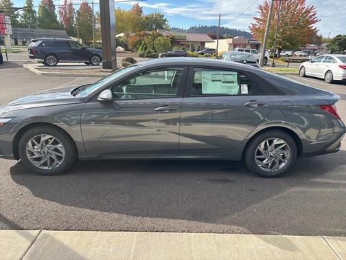 2025 Hyundai ELANTRA HEV Blue