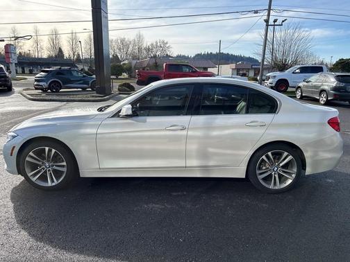 2016 BMW 328 i