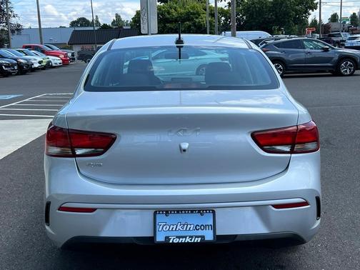 2022 Kia Rio LX
