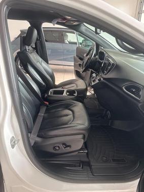 2019 Chrysler Pacifica Touring-L Plus