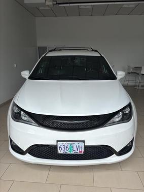 2019 Chrysler Pacifica Touring-L Plus