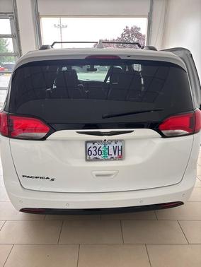 2019 Chrysler Pacifica Touring-L Plus