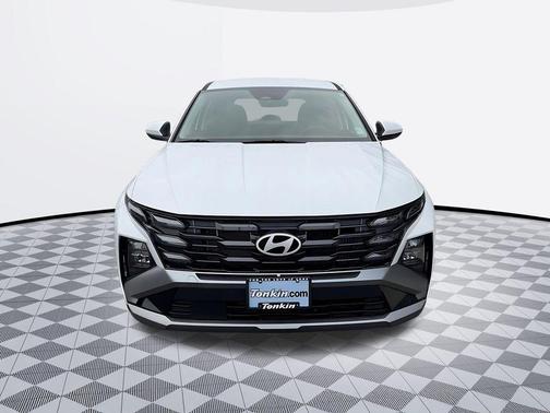 Pearl 2026 Hyundai TUCSON Hybrid Blue SE