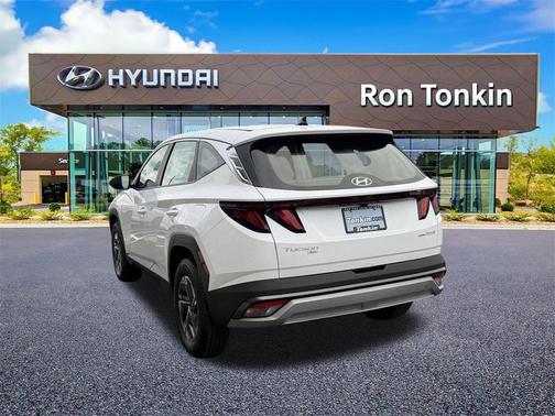 2026 Hyundai TUCSON Hybrid Blue SE