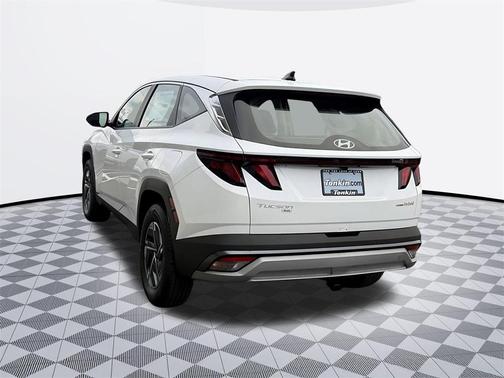 2026 Hyundai TUCSON Hybrid Blue SE