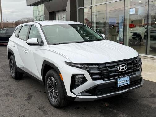 2026 Hyundai TUCSON Hybrid Blue SE