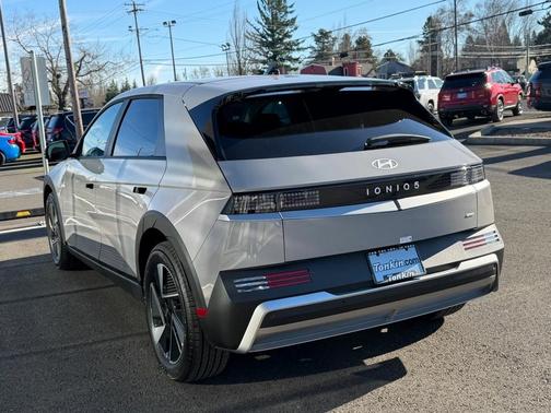 2026 Hyundai IONIQ 5 SE