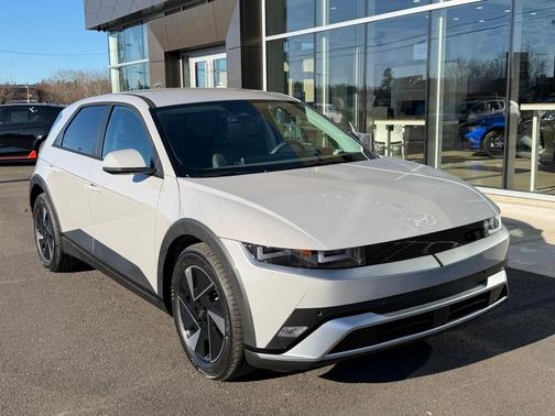 2026 Hyundai IONIQ 5 SE