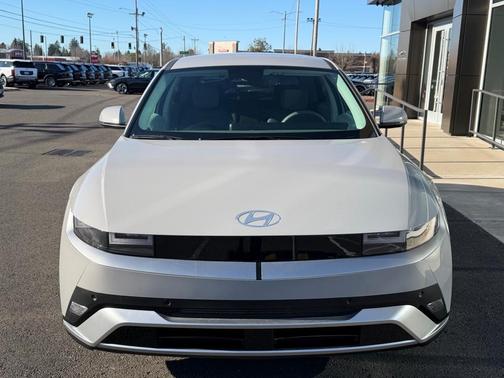 2026 Hyundai IONIQ 5 SE