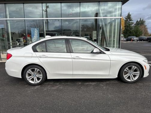 2016 BMW 328 i