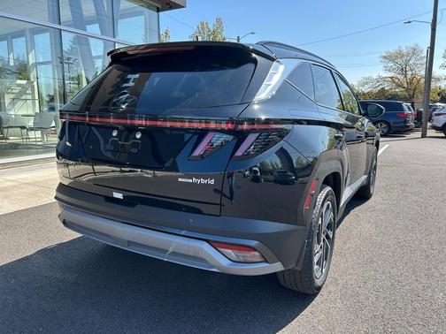 2025 Hyundai TUCSON Hybrid Limited