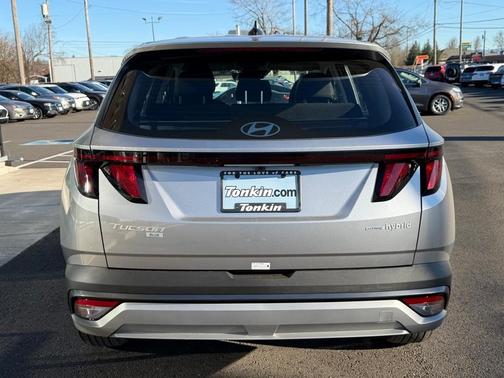 2026 Hyundai TUCSON Hybrid Blue SE