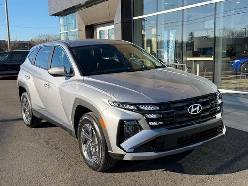 2026 Hyundai TUCSON Hybrid Blue SE