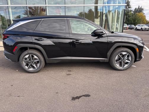 2026 Hyundai TUCSON Hybrid