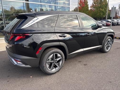 2026 Hyundai TUCSON Hybrid