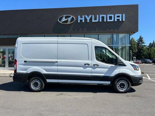 2022 Ford Transit-150 BASE
