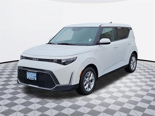 2024 Kia Soul LX