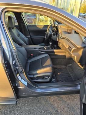 2019 Lexus UX 250h Base
