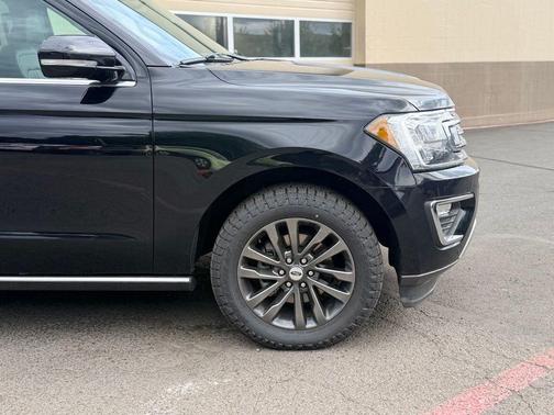 Agate Black Metallic 2021 Ford Expedition Limited