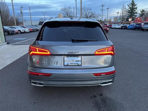 2018 Audi SQ5 3.0T Premium Plus