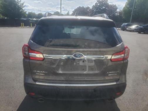 2022 Subaru Ascent Limited 8-Passenger