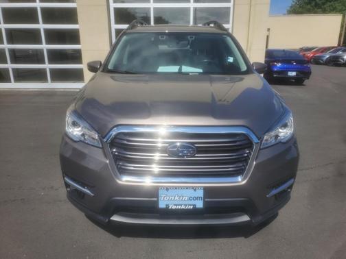 2022 Subaru Ascent Limited 8-Passenger