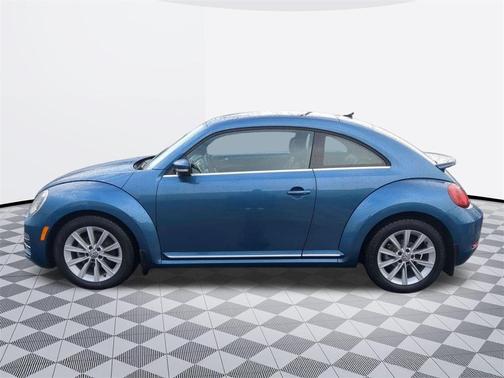 2019 Volkswagen Beetle 2.0T SE