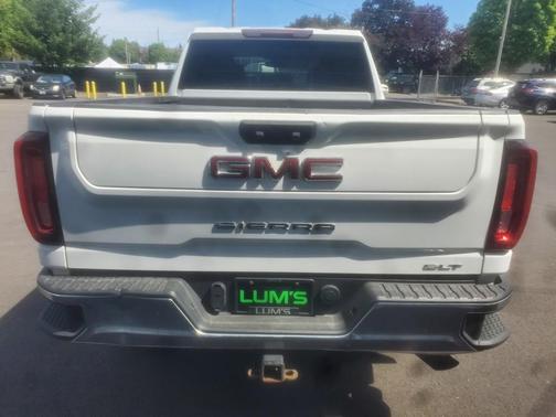 2022 GMC Sierra 2500 SLT