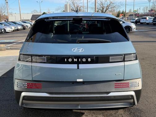 2026 Hyundai IONIQ 5 SEL