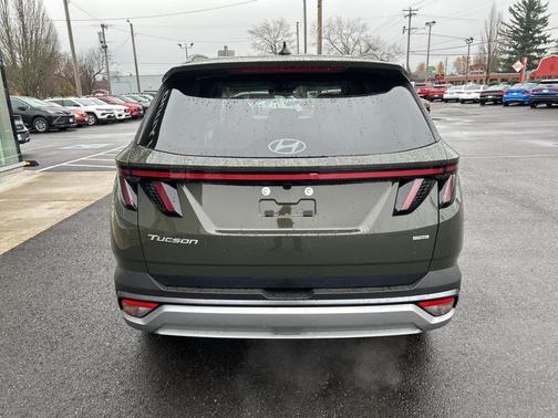 2026 Hyundai TUCSON SEL Premium