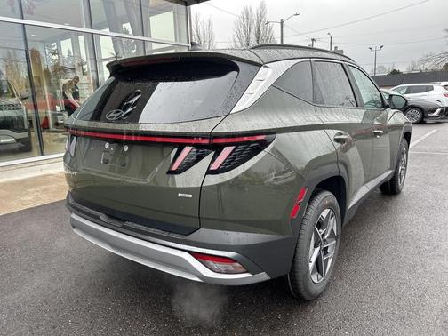 2026 Hyundai TUCSON SEL Premium