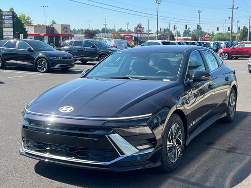 2026 Hyundai SONATA Hybrid Blue
