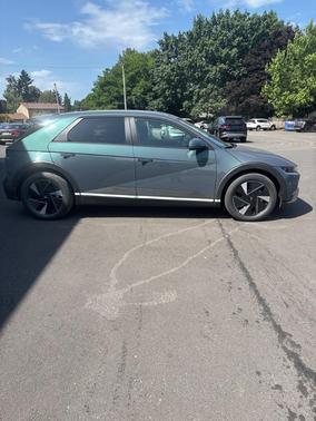 2025 Hyundai IONIQ 5 SE