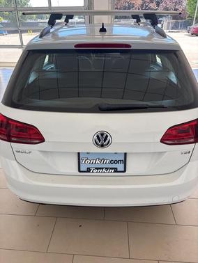 2017 Volkswagen Golf SportWagen TSI S