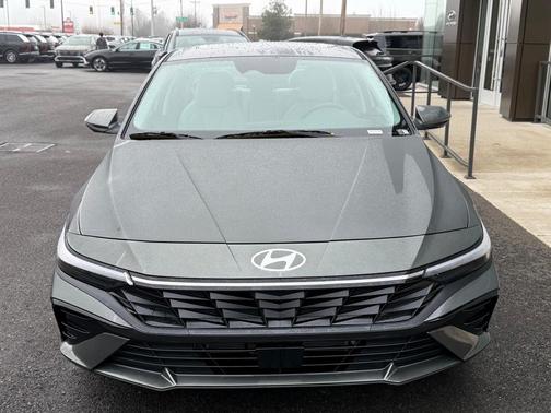 2026 Hyundai ELANTRA HEV Limited