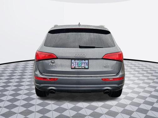 Monsoon Gray Metallic 2015 Audi Q5 2.0T Premium